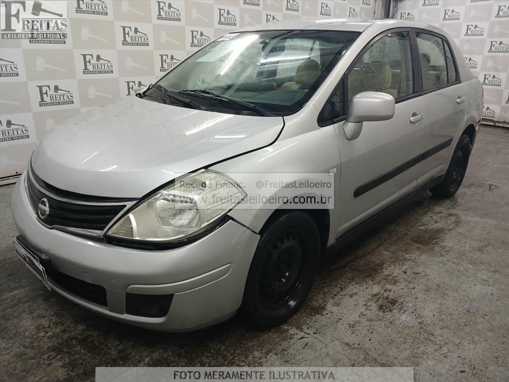 Nissan Tiida Sedan 18f