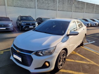 Chevrolet Onix Plus 10tat Lt1