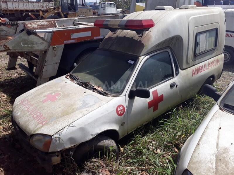 Ford Courier Rontan Amb2