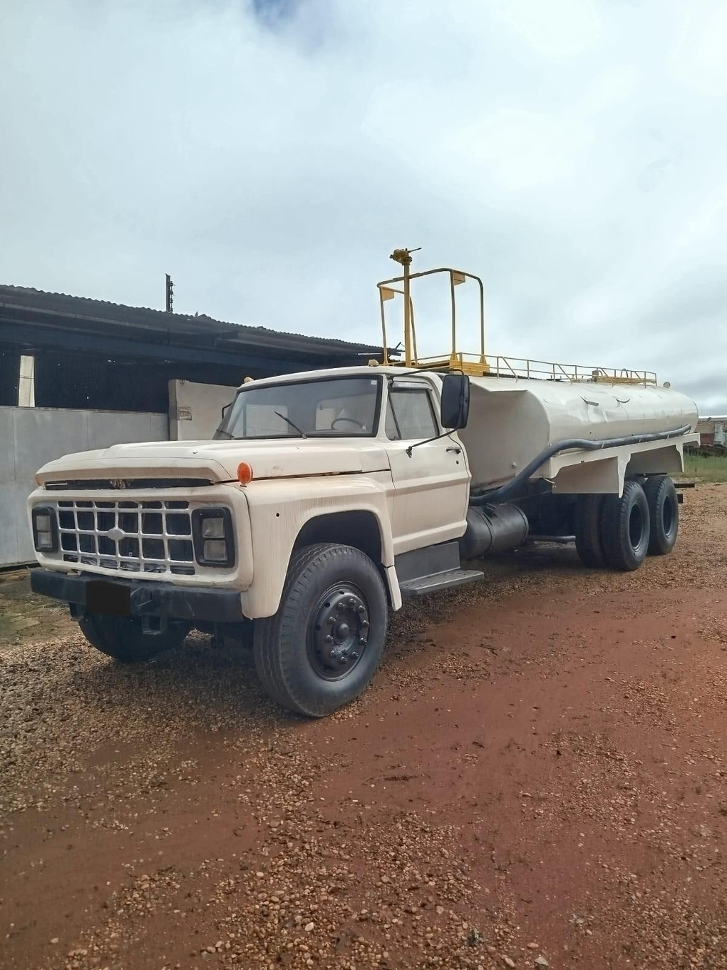 Ford F 22.000