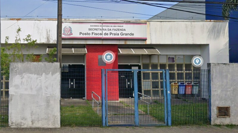ESCRITÓRIO EM TERRENO 900m² - PRAIA GRANDE