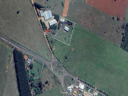 Prédio e terreno em Rancharia com 12.018 m²
