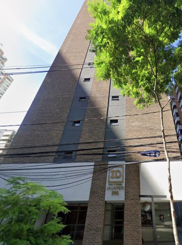 São Paulo-SP. Bairro Moema. Alameda Jauaperi, 299 (entrada) e Av. Ministro Gabri