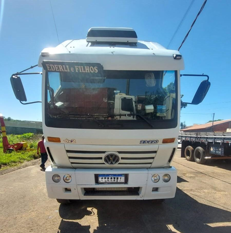 Volkswagen 23.220 6x2