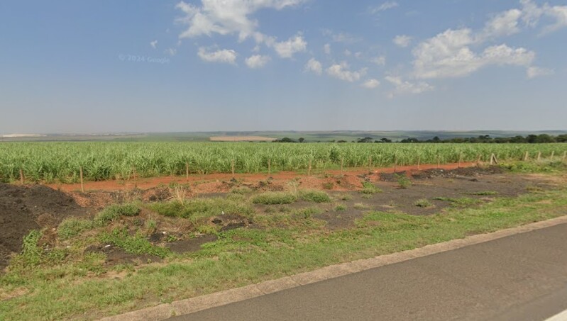 Fazenda com 133,423 ha - br 050 - uberlandia / mg