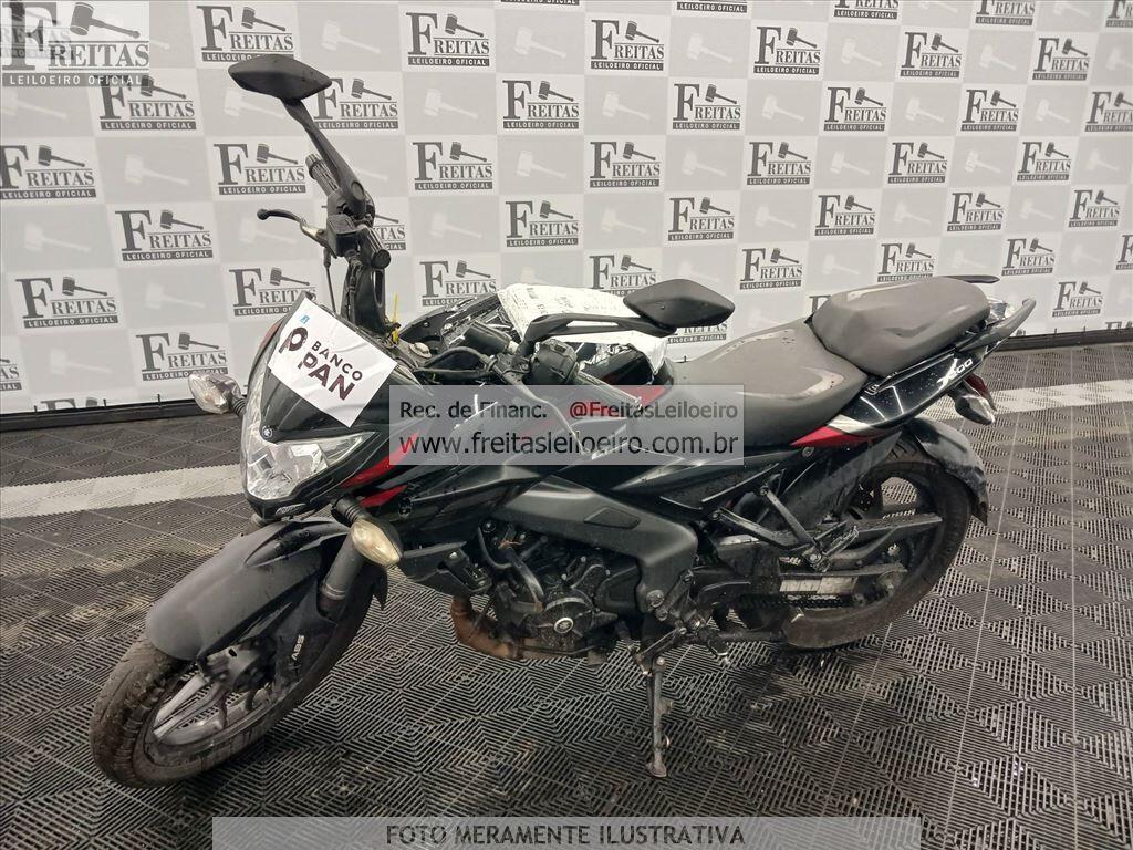 Bajaj Dominar D200