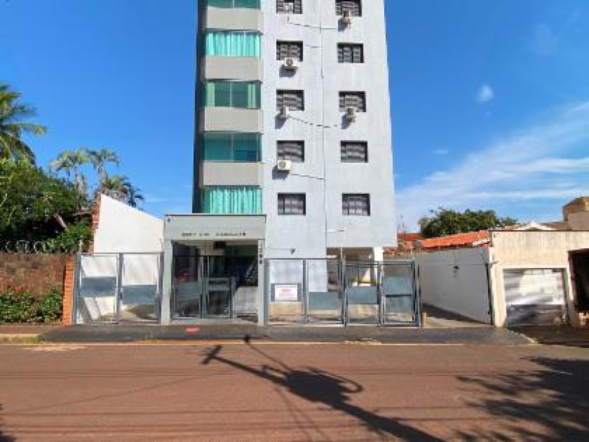 Apartamento - Rua Vinte e Dois, 1256 - Ituiutaba/MG